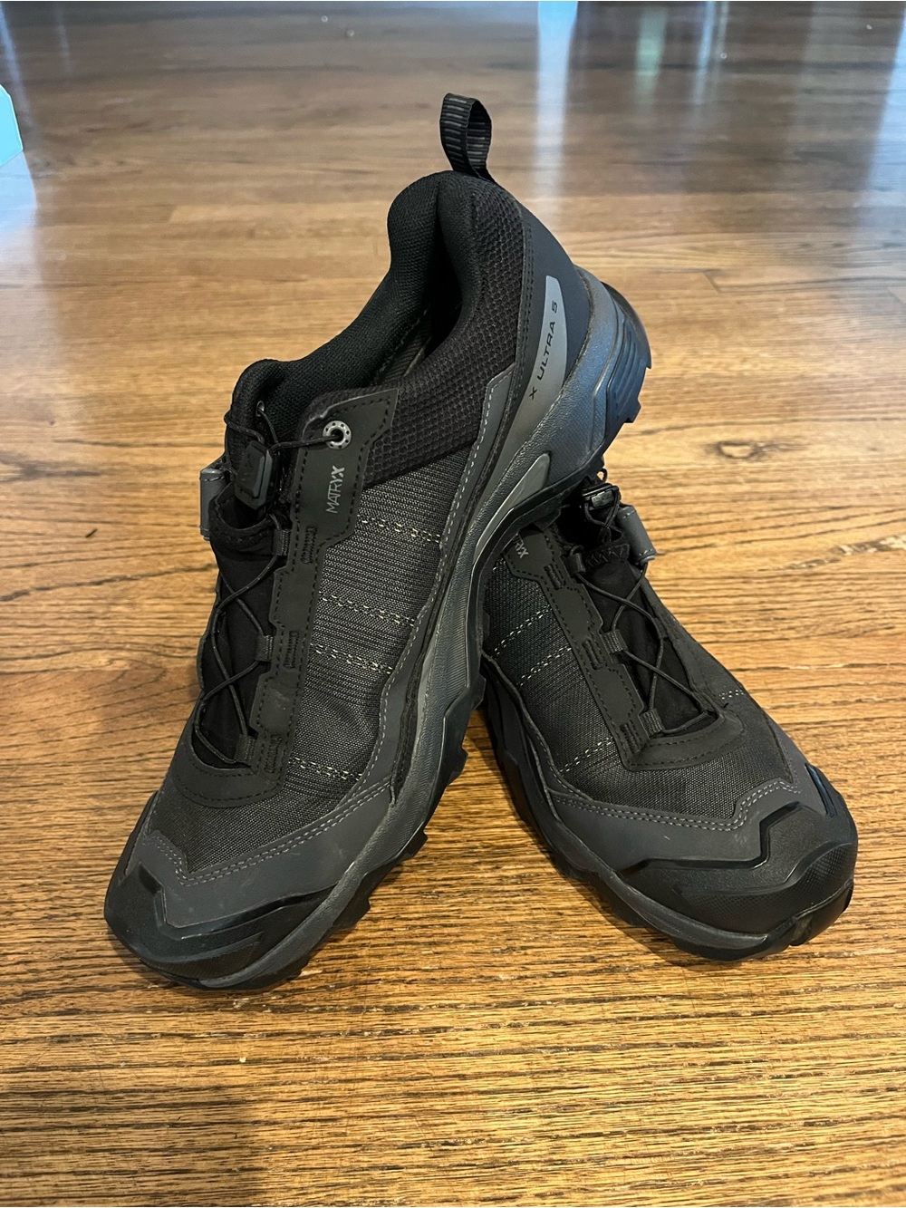 Salomon X Ultra 5 GTX Men's 9 Black Gore-Tex Hiking Shoes Quicklace